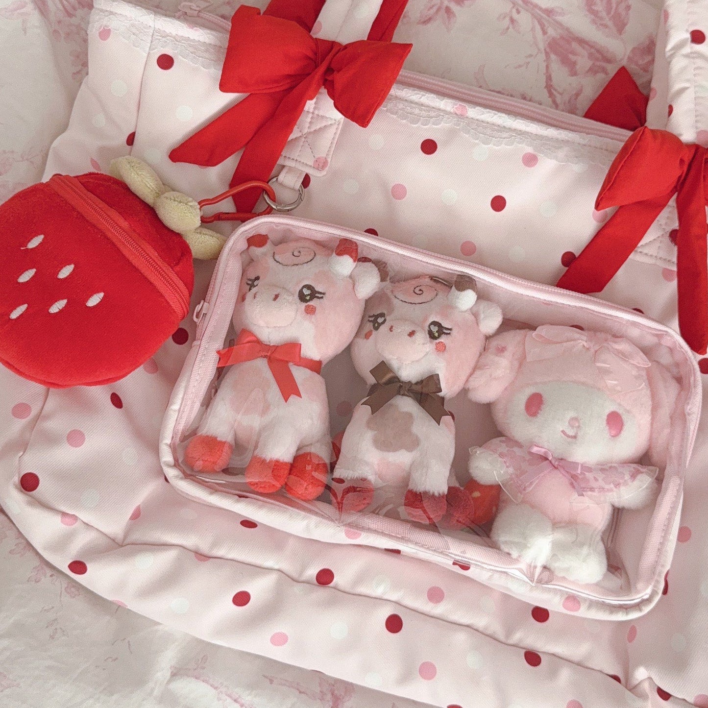 Fresa Beauty Strawberry Cow Plush Keychain 10 CM