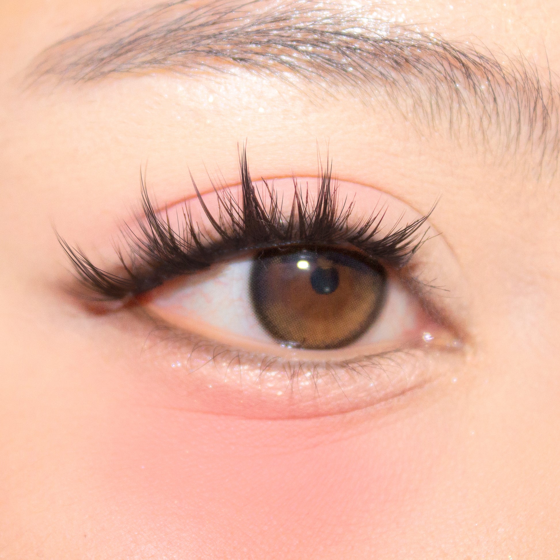 Wispy manga lashes on the eyes.